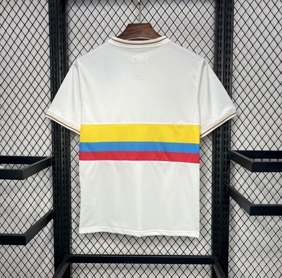 1982F4D9-7542-4E0D-9E66-11972E5047DA.jpg Fodboldtrøje Colombia 100-års Jubilæumsudgave 2024