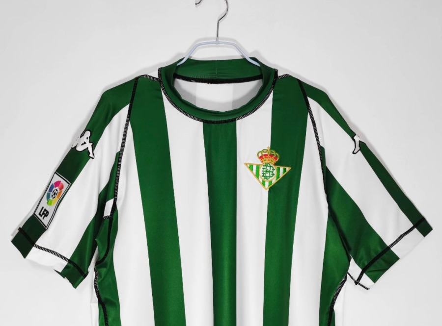25034261-9EBB-4239-9A93-088202B738B6.jpg Fodboldtrøje Betis Sevilla Hjemmebanetrøje 2003/04
