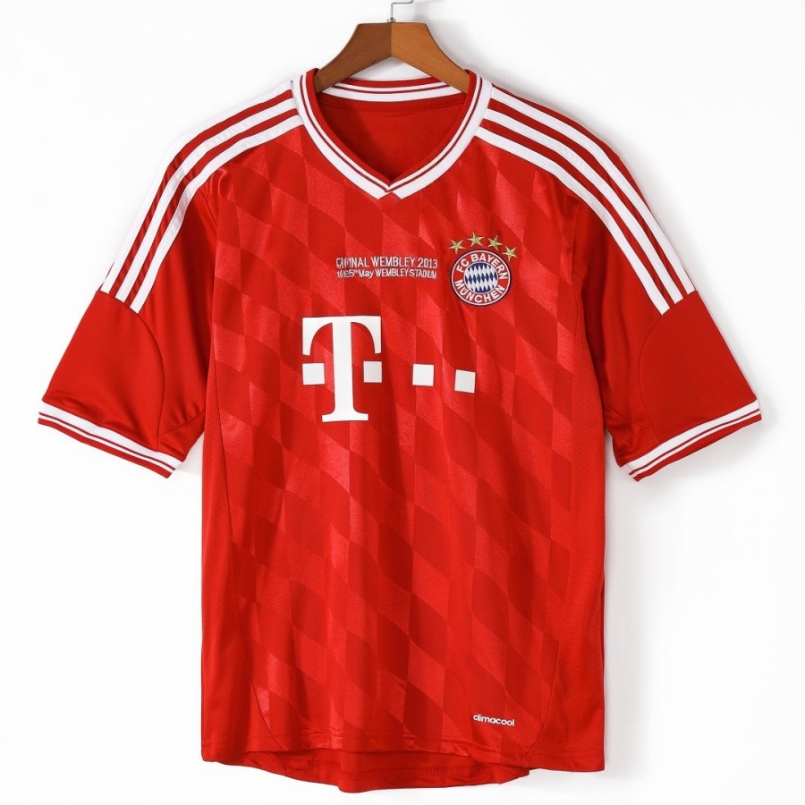 379e2b11f104f1b13a2ed92a7c8e7af0.jpg Fodboldtrøje Bayern Munich Hjemmebanetrøje 2013-2014 Retro