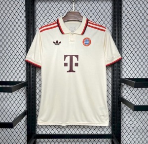 381E2E1E-7D96-470B-AEAA-AA84BFB9B905.jpg FC Bayern München Tredjetrøje 2024/25