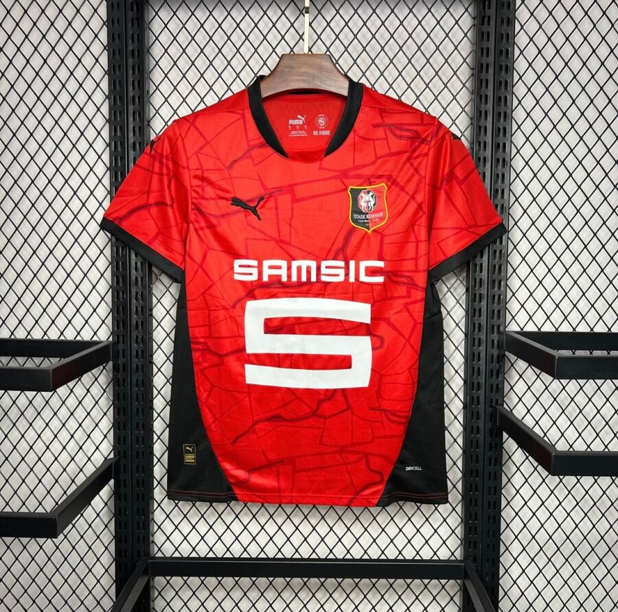 411F8A43-8E3A-4363-83D6-3027FB9253F0.jpg Fodboldtrøje Stade Rennais Hjemmebanetrøje 2024/25