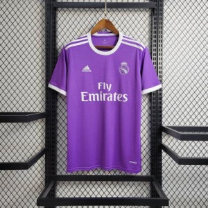 4812910bdaa6706ff04d8e6d360b29e2a_540x_c8b94eef-0dc4-4fc6-9bc7-8dab361d500b.jpg Real Madrid Retro 2016-2017