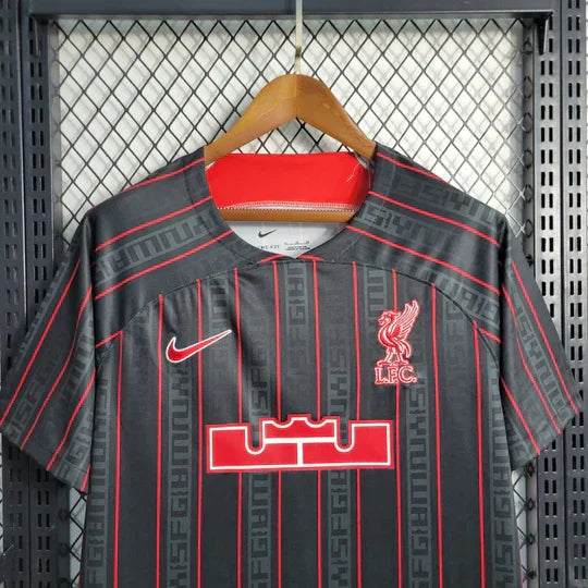 7ea5188a_540x_d3956ebe-dd2e-4bde-8d81-63a16b27def2.jpg Fodboldtrøje Liverpool 2023 Premium Streetwear