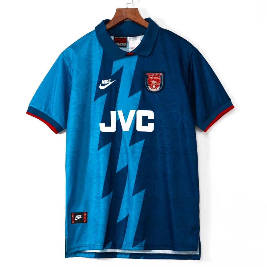 84479dfe52be2d4f811a291235e9d8b4_ff151ec2-2869-4eb0-8553-1925e2d4851f.jpg Arsenal Udebanetrøje 1995 Retro