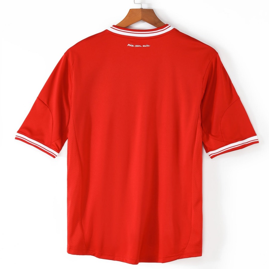8862c84cde76c9225d9cd206c8a9dff2.jpg Fodboldtrøje Bayern Munich Hjemmebanetrøje 2013-2014 Retro