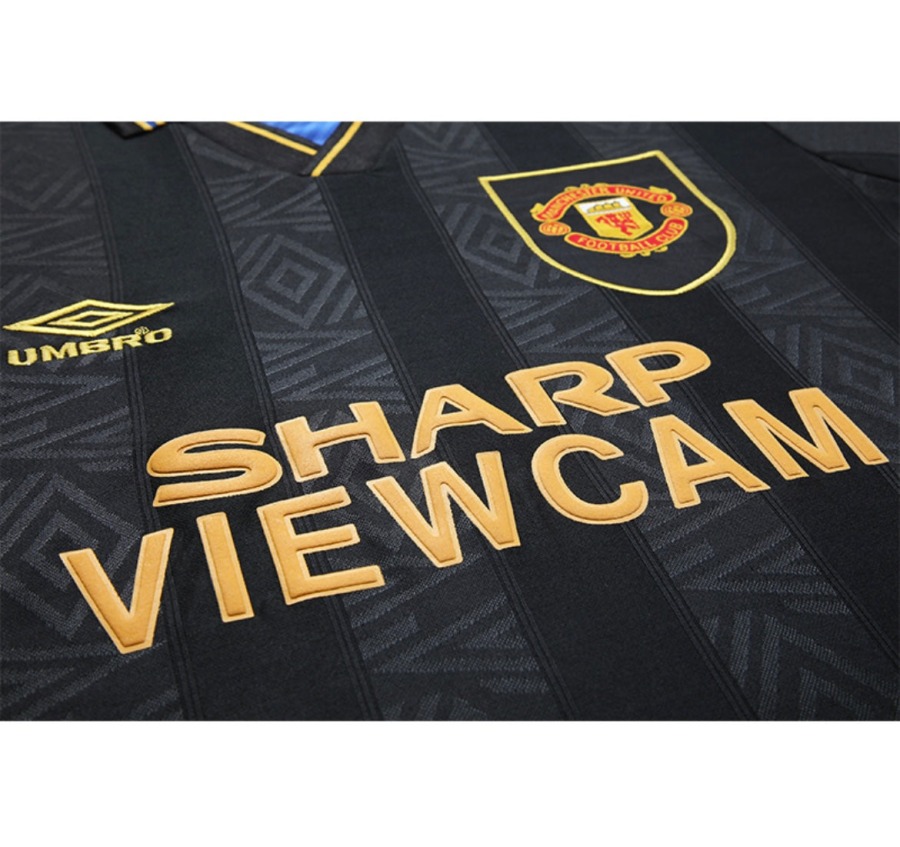 8B6D2AA5-12BC-434D-BC0F-A37BA6AA585E.jpg Manchester United 1993/94 Udebanetrøje Lange Ærmer