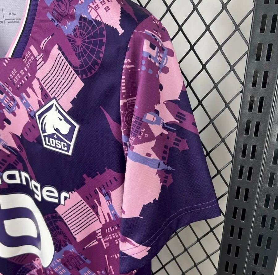EE69D942-2D0E-4872-8910-9B3B0071D913.jpg LOSC Lille 2025/26 Udebanetrøje