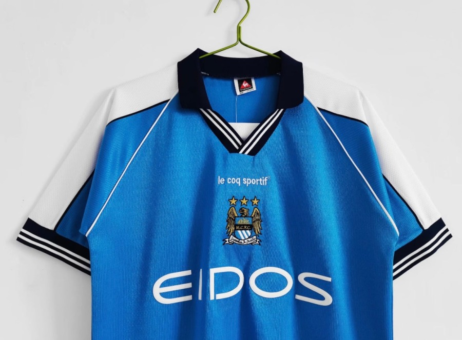 FA7497E7-E678-4DD2-8DD7-A43E44FC33E1.jpg Fodboldtrøje Manchester City Hjemmebanetrøje 1999/2000
