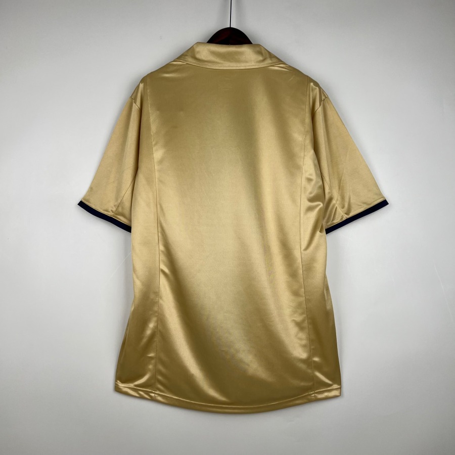 IMG-0850_023e0818-d322-4591-ad13-5aca5f330714.jpg FC Barcelona Retro Fodboldtrøje 2002