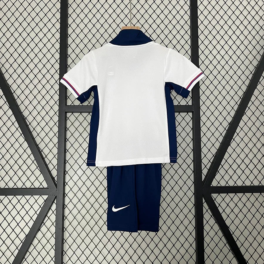 IMG-6613.jpg Børn England Hjemmebanetrøje Vintage