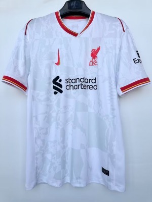 WhatsAppImage2024-08-28at10.30.53_32f68283-a14f-43d7-b8ea-5bd9380a733a.jpg Fodboldtrøje Liverpool 24/25 Hvid