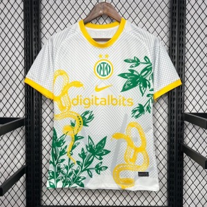 d4147b91bd6845e2e632d50ef5d301fc.jpg Fodboldtrøje Inter Milano 24/25 Hvid Special Slange