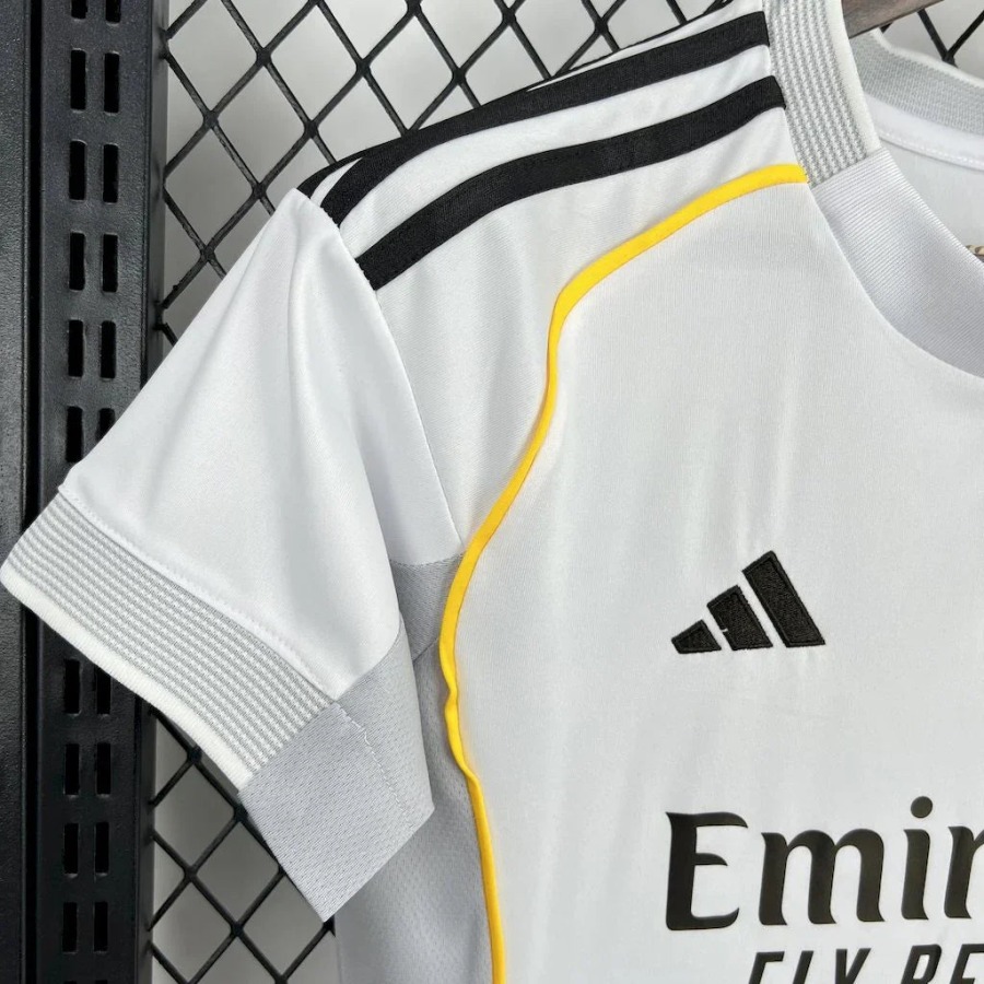Fodboldtrøje Real Madrid Hjemmebanetrøje Dame 2025/26