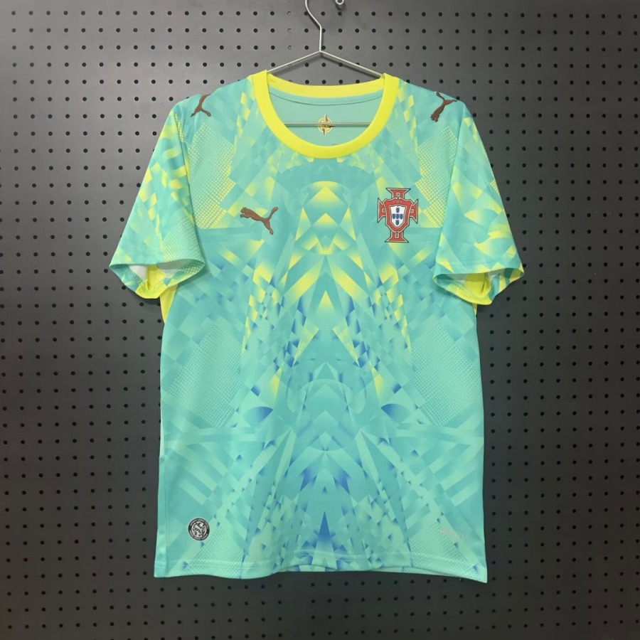 e6c30ba9d6086cff69ed1c9b78a1a085.jpg Fodboldtrøje Portugal Målmand 2026 Grøn