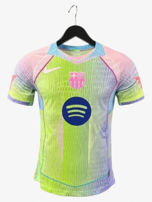 maillot-fc-barcelone-edition-speciale-2025-2026-2 studio v12 Fodboldtrøje FC Barcelone Special Edition 2025-2026