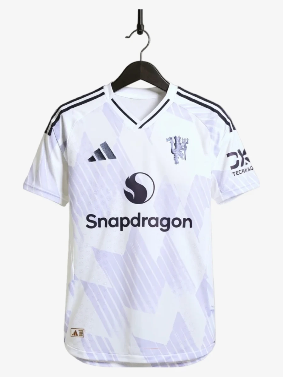 maillot-manchester-united-exterieur-2025-2026-2 studio v12 Fodboldtrøje Manchester United Udebanetrøje 2025-2026