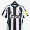 maillot-newcastle-domicile-2025-2026 studio v12 Newcastle Hjemmebanetrøje 2025-2026