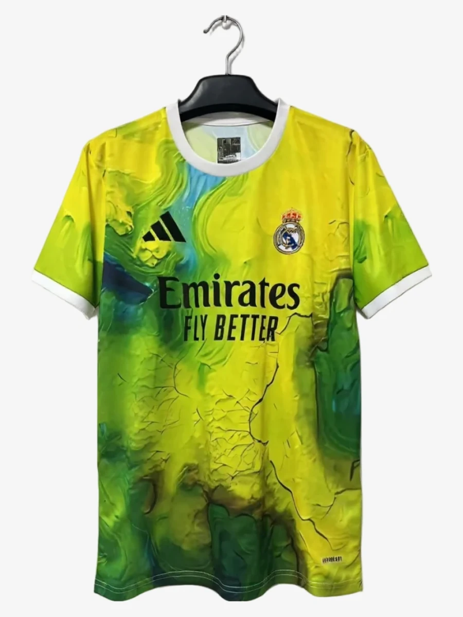 maillot-real-madrid-special-jaune-2025-2026 studio v12 Fodboldtrøje Real Madrid Special Gul 2025-2026